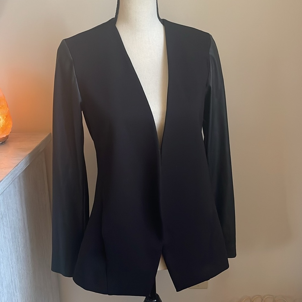 Peyton Jensen Open Front Blazer Black Ponte Knit Faux Leather Sleeve Pockets Sm